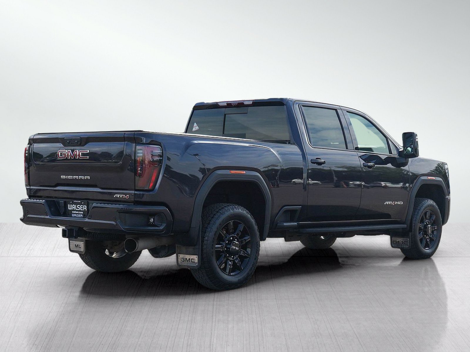 Used 2025 GMC Sierra 3500 AT4 w/ AT4 Premium Plus Package AWD/4WD image 5