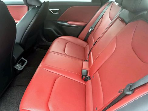 Used 2025 Kia K4 GT-Line w/ GT-Line Premium Package image 12