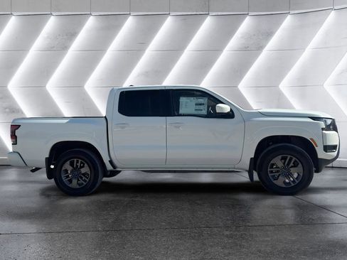 New 2026 Nissan Frontier SV w/ Tow Package image 9