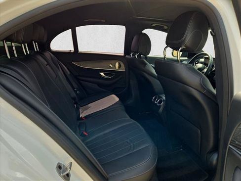 Used 2021 Mercedes-Benz E 350 Sedan image 18