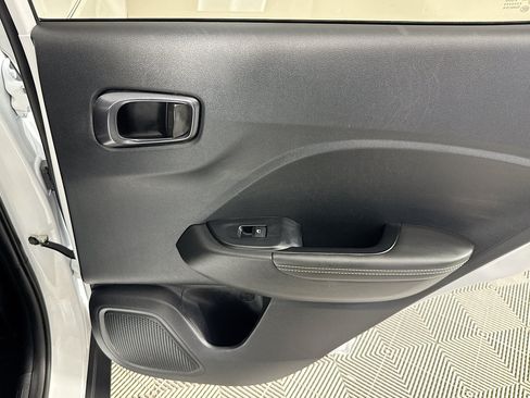 Used 2026 Hyundai Venue SEL FWD image 26
