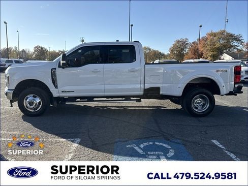 Used 2024 Ford F350 Lariat w/ FX4 Off-Road Package image 12