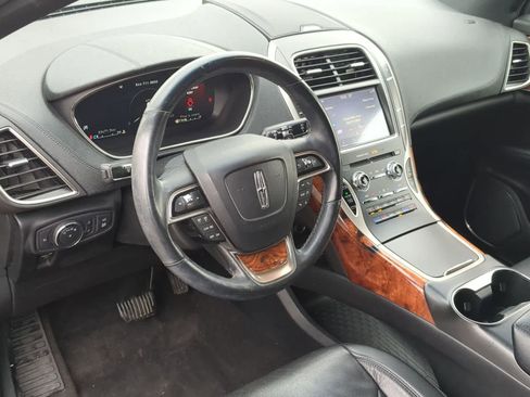 Used 2020 Lincoln Nautilus Reserve AWD/4WD image 10