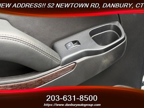 Used 2019 GMC Yukon XL SLT AWD/4WD image 28