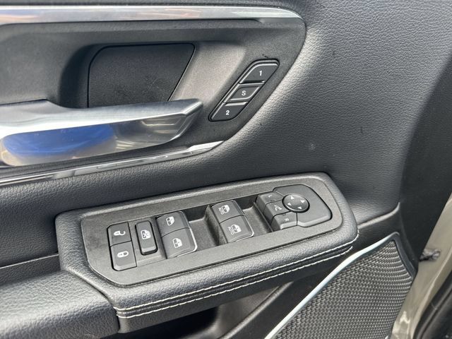 Used 2026 RAM 1500 Laramie AWD/4WD image 23