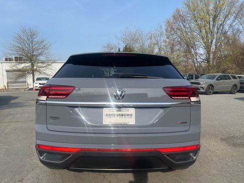 Used 2021 Volkswagen Atlas Cross Sport SEL AWD/4WD image 4