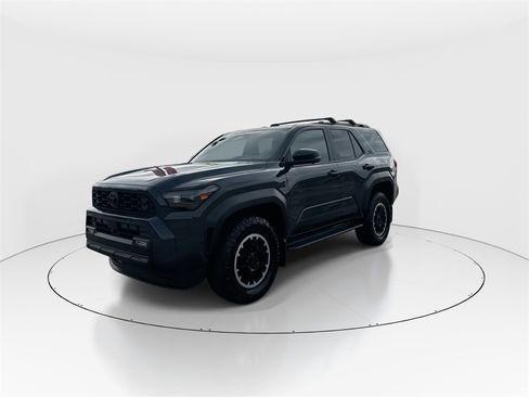 Used 2025 Toyota 4Runner TRD Off-Road Premium image 4