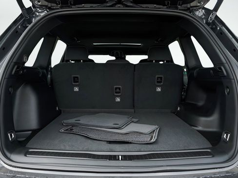 New 2025 Jeep Grand Cherokee Laredo X w/ Luxury Tech Group I image 8