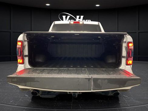 Used 2021 RAM 1500 Laramie AWD/4WD image 9
