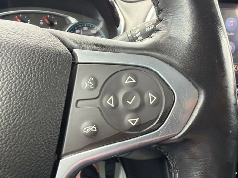 Used 2021 Chevrolet Traverse LT AWD/4WD image 19