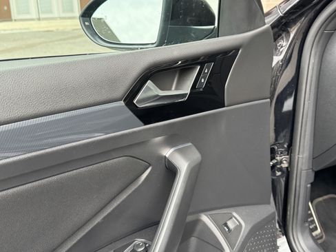 Used 2019 Volkswagen Jetta GLI image 16