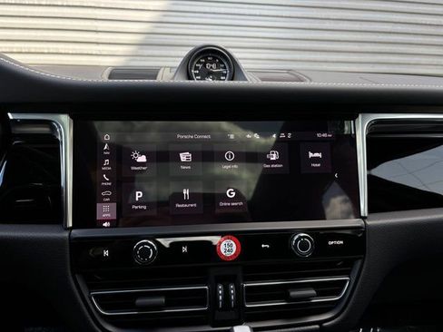 New 2026 Porsche Macan S image 18