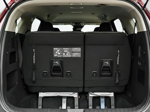 New 2026 Kia Carnival image 8