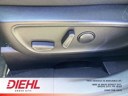 Used 2022 Ford Escape SE w/ Convenience Package image 18