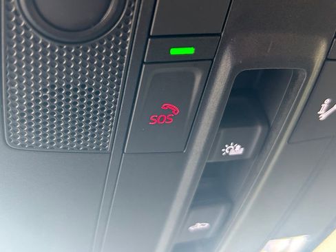 Used 2023 Audi Q3 2.0T Premium image 43