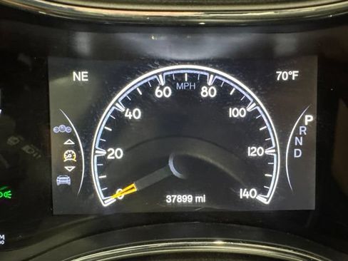 Used 2022 Jeep Grand Cherokee Limited AWD/4WD image 34