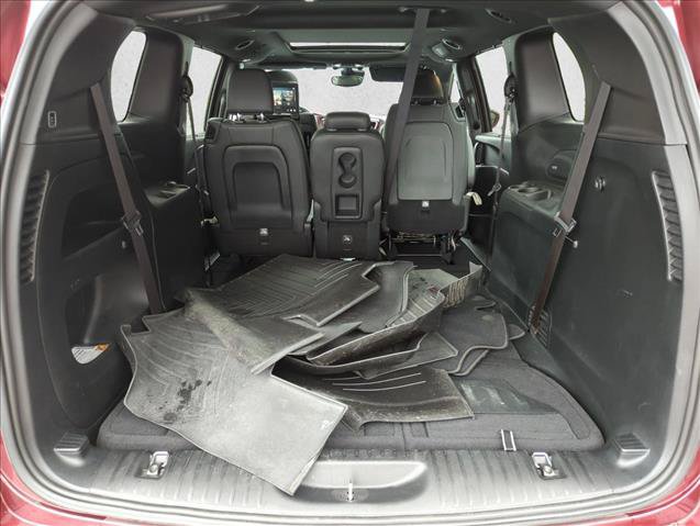 Used 2020 Chrysler Pacifica Touring-L FWD image 6