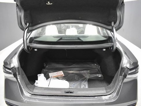 New 2026 Nissan Sentra SL w/ Floor Mat Package image 35