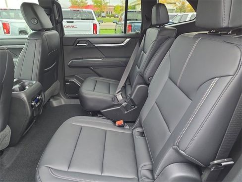 New 2026 GMC Acadia Elevation w/ Elevation Premium Package image 25