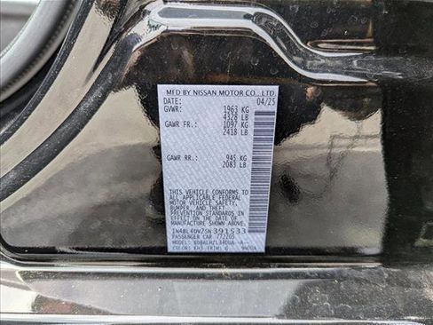 Used 2025 Nissan Altima 2.5 SV image 30