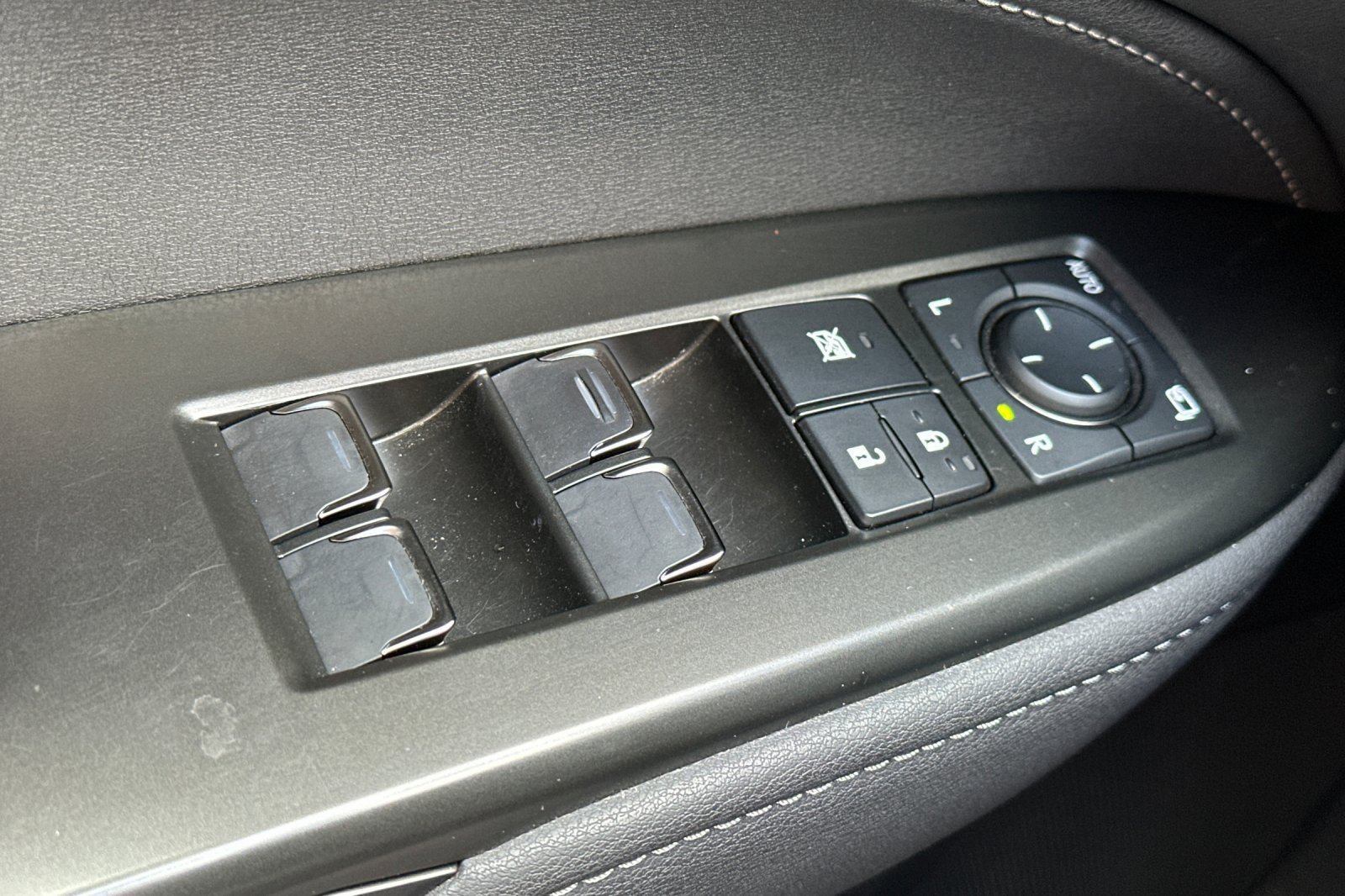 Used 2025 Lexus NX 350 AWD w/ Cold Area Package image 12