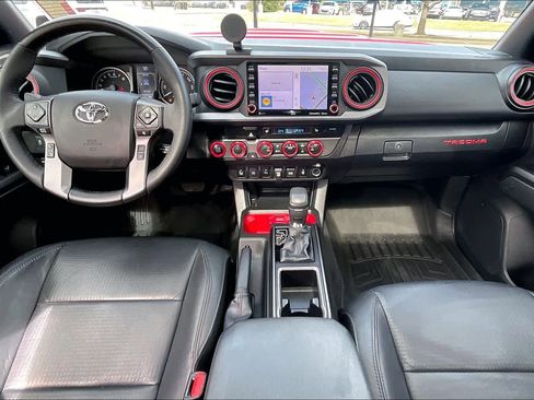 Used 2022 Toyota Tacoma TRD Sport w/ TRD Premium Sport Package image 15