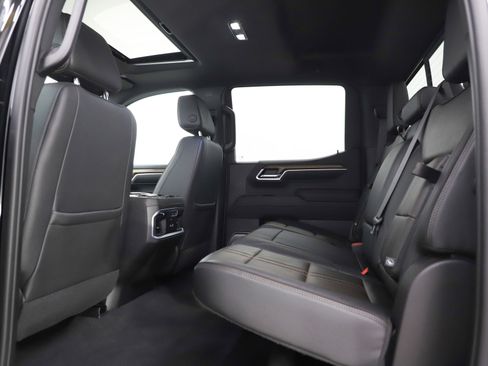 Used 2022 Chevrolet Silverado 1500 High Country w/ High Country Premium Package image 19