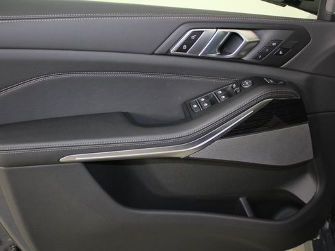 New 2026 BMW X5 xDrive40i w/ M Sport Package image 12