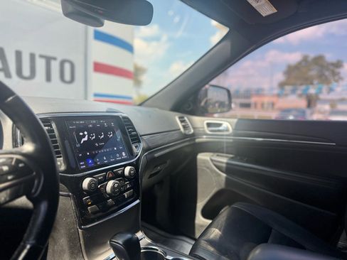 Used 2020 Jeep Grand Cherokee Limited image 42
