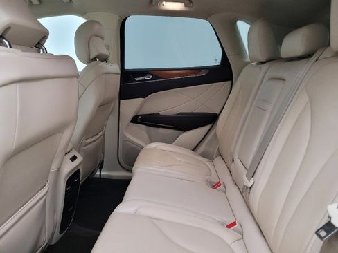 Used 2016 Lincoln MKC Reserve w/ Lincoln MKC Climate Package image 18