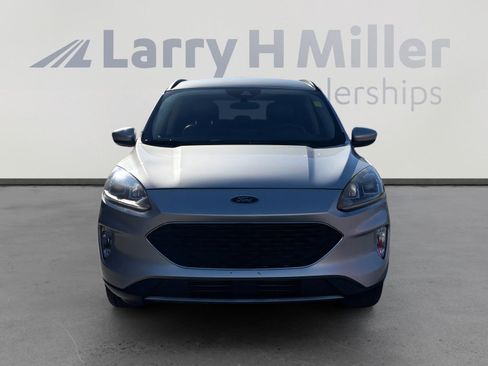 Used 2020 Ford Escape SEL image 8