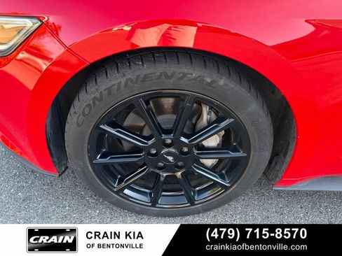 Used 2016 Ford Mustang GT w/ Black Accent Package RWD image 15