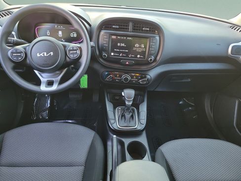 Certified 2023 Kia Soul LX w/ Option Group 015 FWD image 10