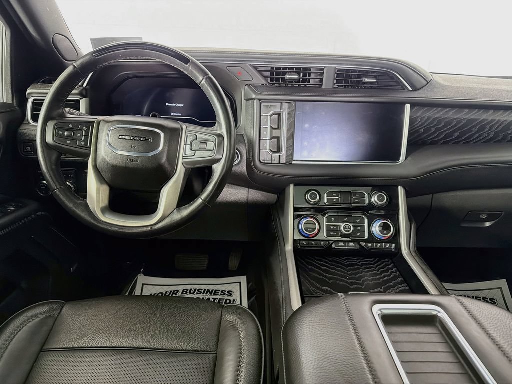 Used 2023 GMC Yukon Denali w/ Denali Reserve Package AWD/4WD image 23