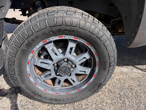 Used 2016 Toyota Tundra SR5 w/ SR5 Upgrade Package AWD/4WD image 45