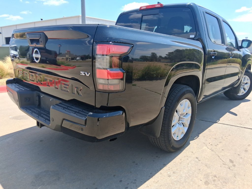 Used 2024 Nissan Frontier SV w/ SV Convenience Package RWD image 5