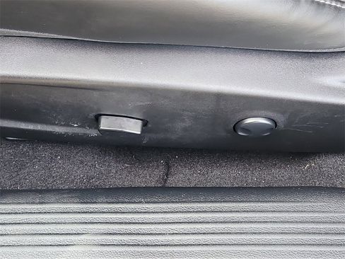 Used 2023 Dodge Challenger R/T w/ T/A Package image 24