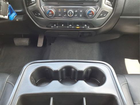 Used 2018 Chevrolet Silverado 1500 LT w/ Texas Edition AWD/4WD image 19