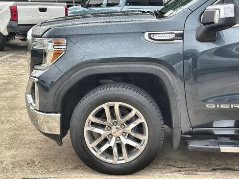 Used 2020 GMC Sierra 1500 SLT RWD image 32
