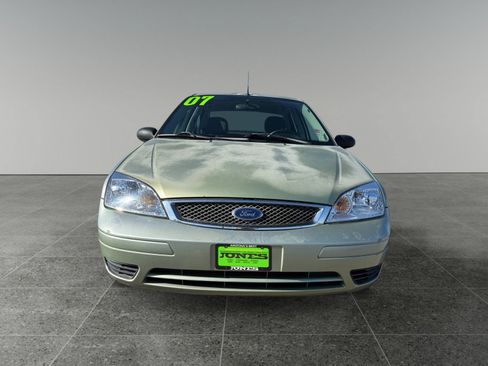 Used 2007 Ford Focus S FWD image 11