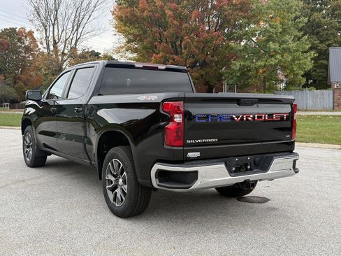 Used 2022 Chevrolet Silverado 1500 LT image 7