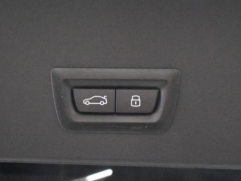 Certified 2025 BMW X3 M50 w/ Premium Package image 38