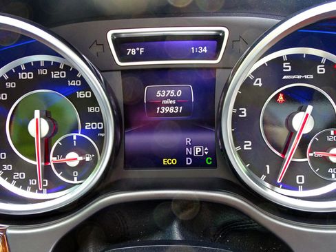 Used 2014 Mercedes-Benz GL 63 AMG 4MATIC image 24