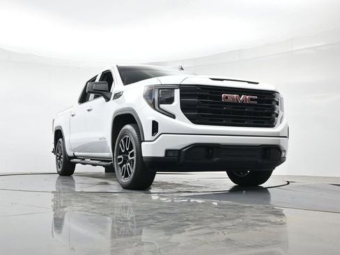 Used 2024 GMC Sierra 1500 Elevation AWD/4WD image 32