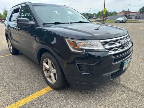 Used 2019 Ford Explorer FWD image 4