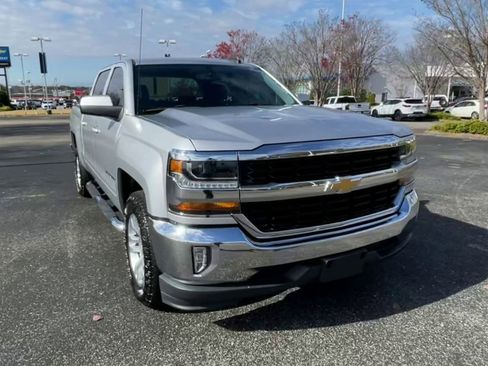 Used 2018 Chevrolet Silverado 1500 LT w/ All Star Edition RWD image 3