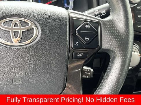 Used 2018 Toyota 4Runner TRD Off-Road AWD/4WD image 28