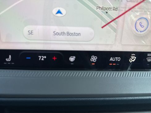 New 2025 Ford Maverick Lariat w/ Black Appearance Package image 38