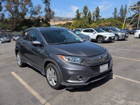 Used 2019 Honda HR-V EX image 3