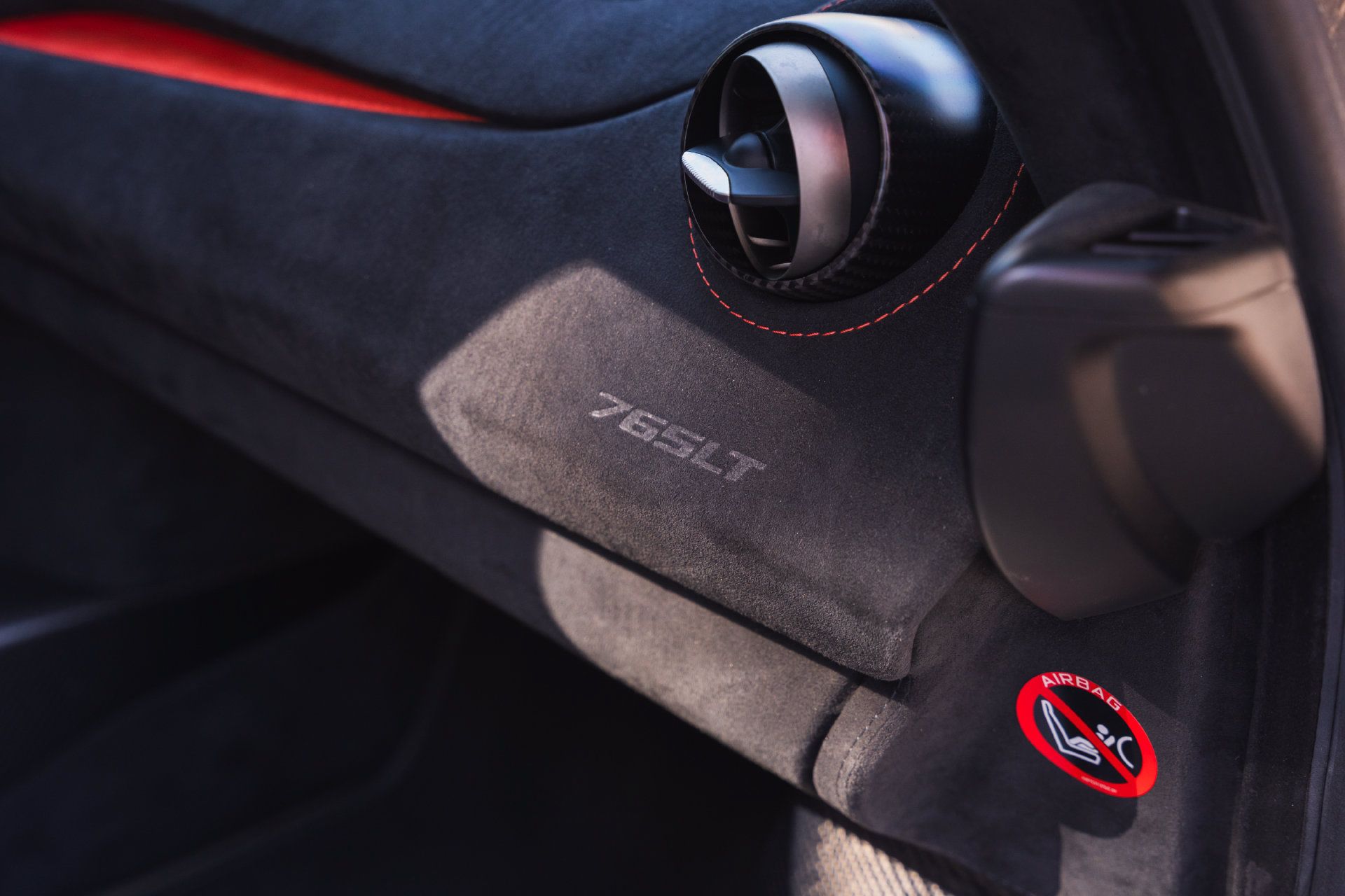 Used 2021 McLaren 765LT RWD image 86